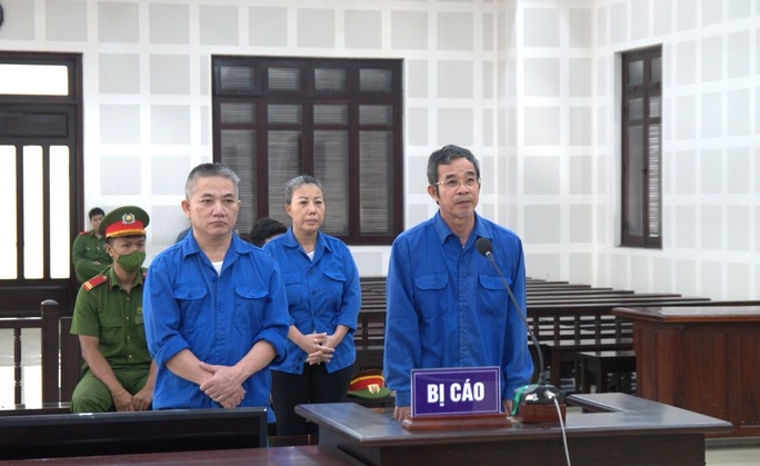 Cựu chủ tịch quận ở Đà Nẵng lãnh án tù vì nhận hối lộ  ảnh 1