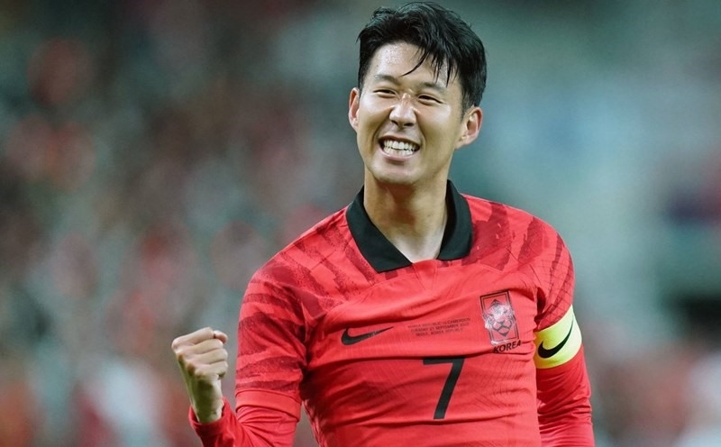 Tiến Linh xếp hạng 29, Son Heung-min giành Quả bóng vàng Châu Á 2022 ảnh 3
