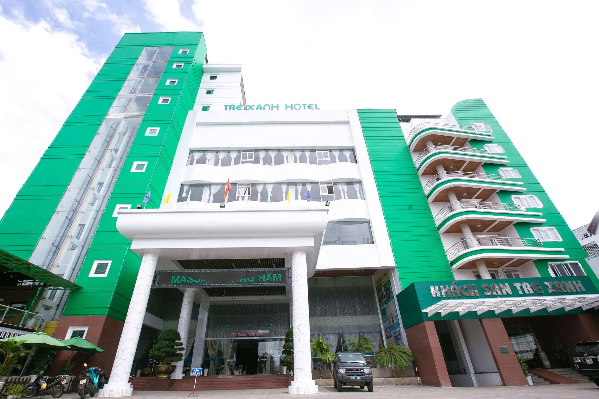 Phòng nghỉ tiện nghi tại Green Bamboo Tre Xanh Plaza Hotel Pleiku